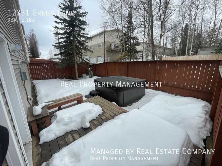 12331 Gregg Ln - Photo 7 of 30