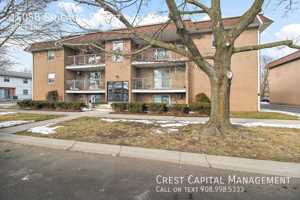 featured image of 1411B Chicago St #16