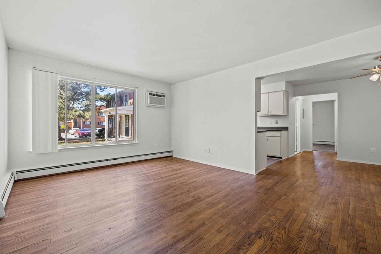 Stephenson House - Photo 4 of 26