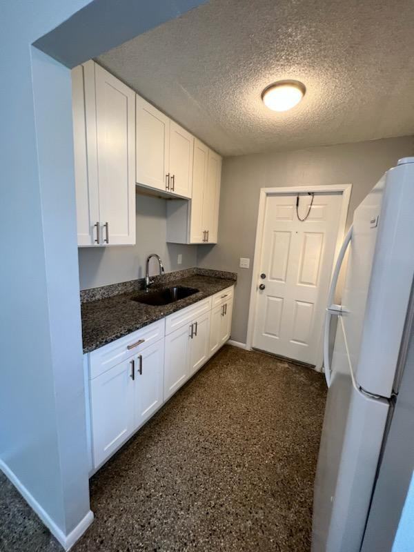 1427 22nd Ave E - Photo 2 of 10