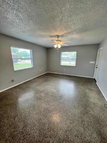 1427 22nd Ave E - Photo 5 of 10