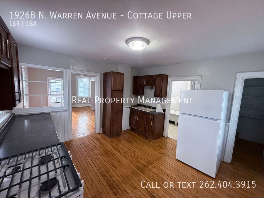 1926B N Warren Ave - Photo 2 of 10