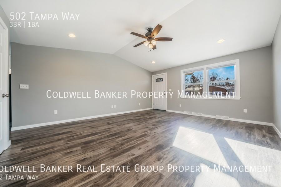 502 Tampa Way - Photo 4 of 27