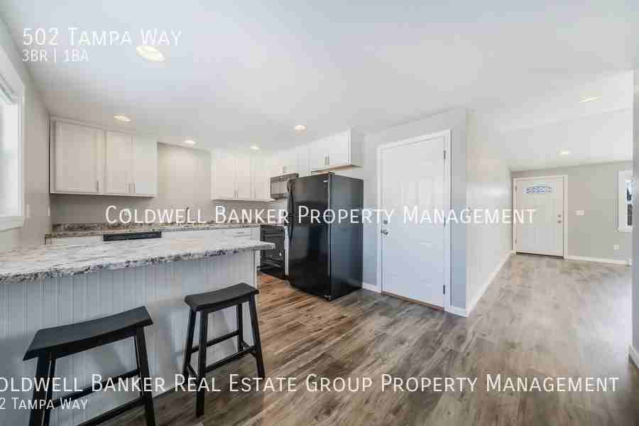 502 Tampa Way - Photo 6 of 27