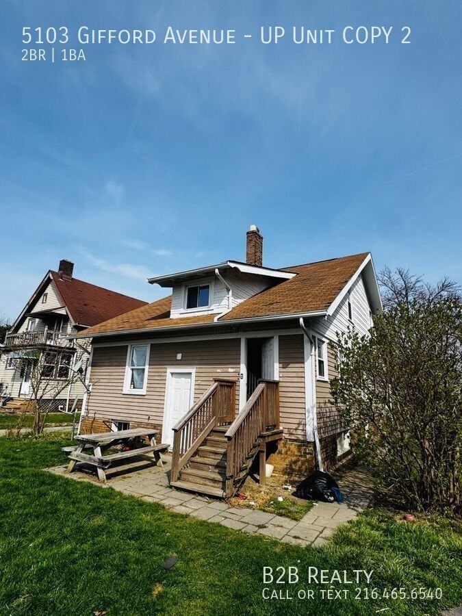 5103 Gifford Ave - Photo 2 of 3