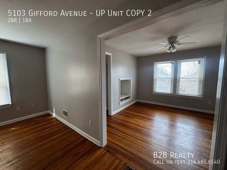 5103 Gifford Ave - Photo 3 of 3