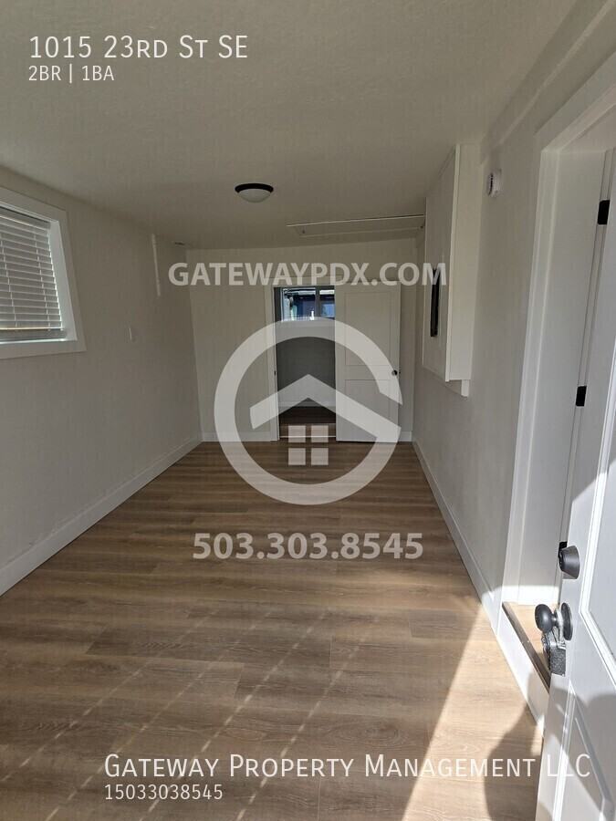 1015 23rd St Se - Photo 5 of 21