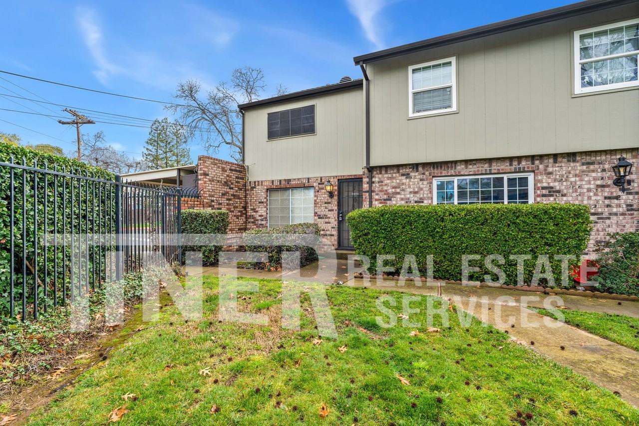 1920 Benita Dr #1 - Photo 3 of 21