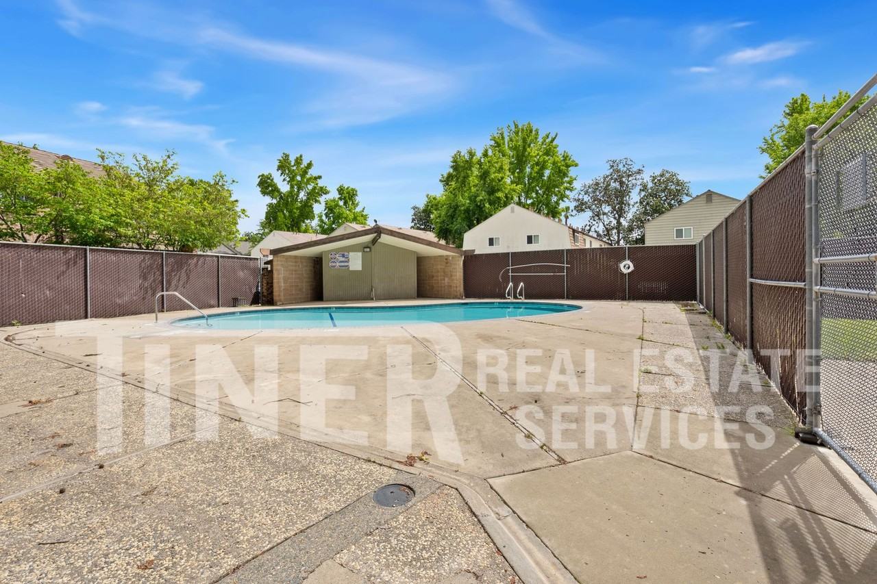 1920 Benita Dr #1 - Photo 5 of 21