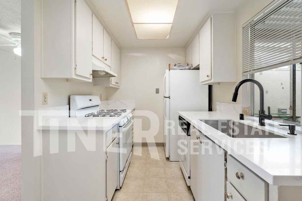 1920 Benita Dr #1 - Photo 7 of 21