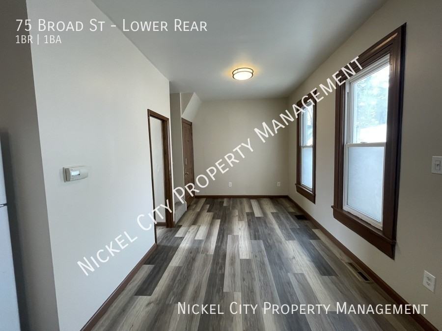 75 Broad St - Photo 2 of 9