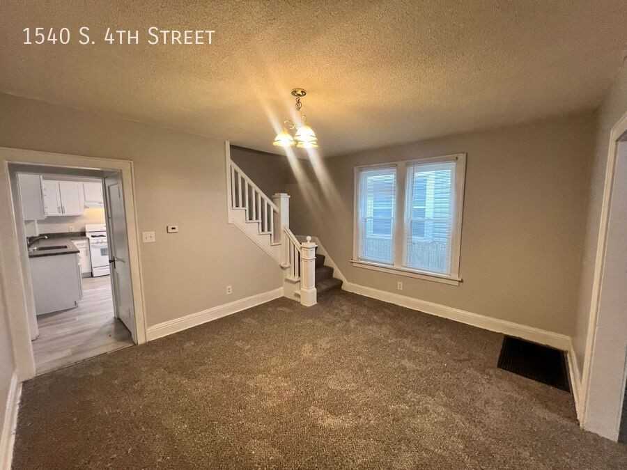 1540 S 4th St - Photo 3 of 15