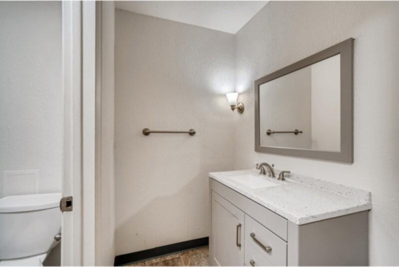 5560 S Sherman St #7 - Photo 7 of 38