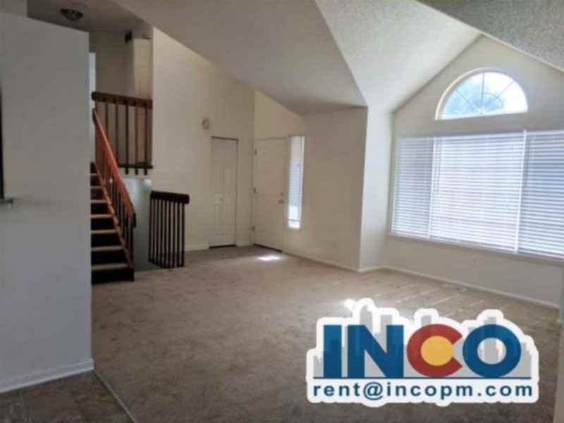 4352 Malaya St - Photo 2 of 16