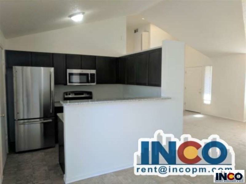 4352 Malaya St - Photo 4 of 16