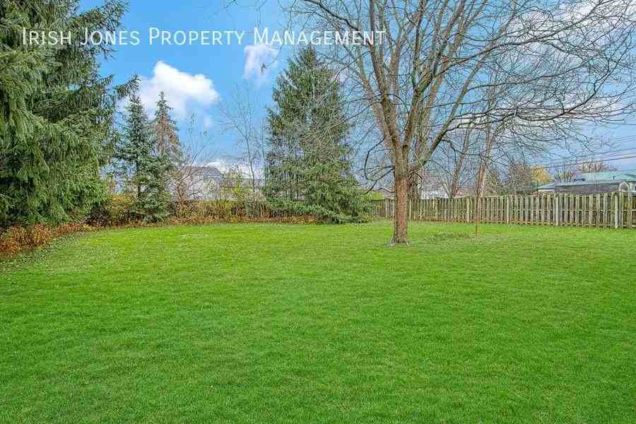 3B Steinfeldt Rd - Photo 4 of 20