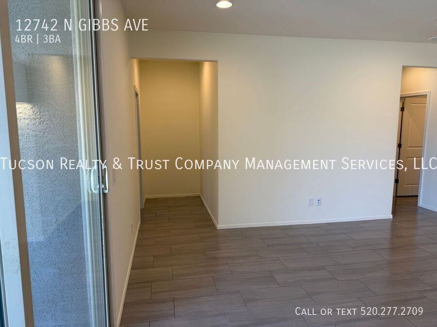 12742 N Gibbs Ave - Photo 7 of 25