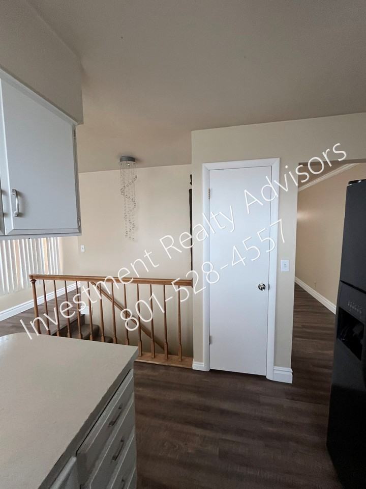 4580 S Wellington St #A - Photo 6 of 18