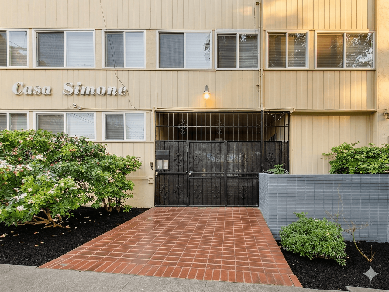 Ivy Haus - Photo 2 of 19