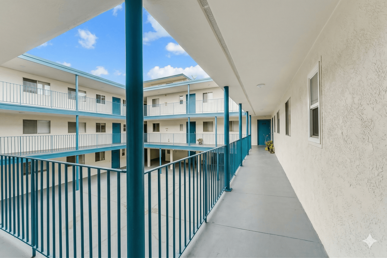 Ivy Haus - Photo 3 of 19