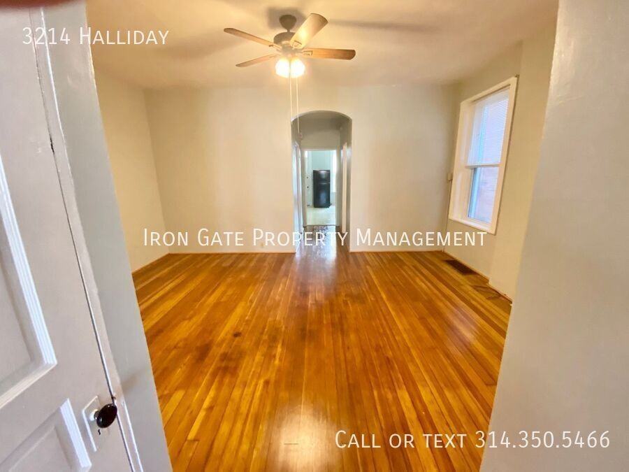 3214 Halliday Ave - Photo 3 of 10