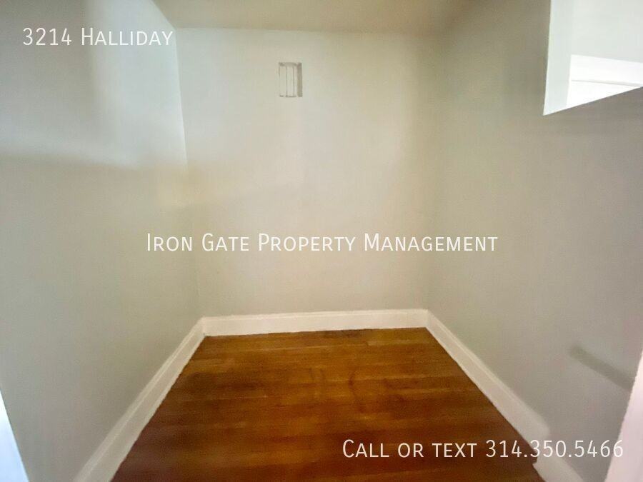 3214 Halliday Ave - Photo 6 of 10