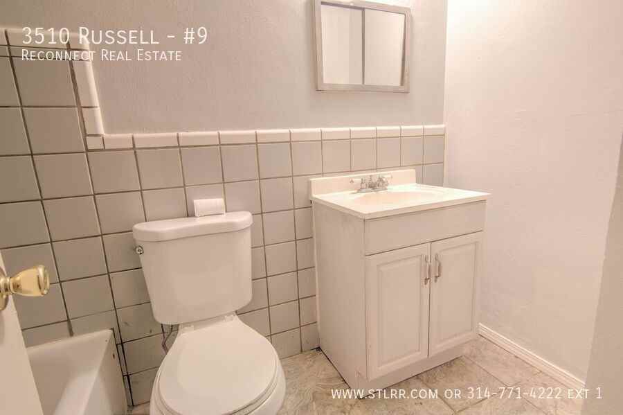 3510 Russell Blvd #9 - Photo 5 of 9