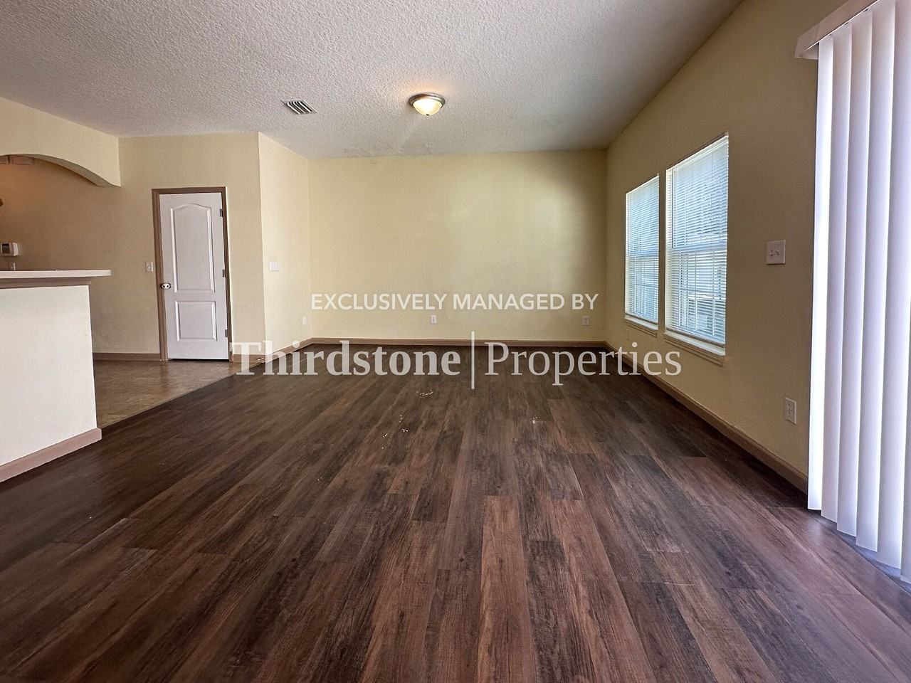 1660 Biscayne Bay Cir - Photo 7 of 26