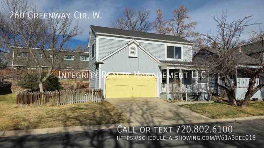 260 Greenway Cir W - Photo 2 of 31