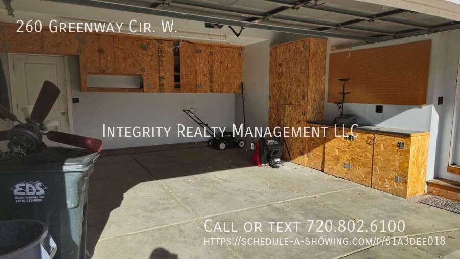 260 Greenway Cir W - Photo 5 of 31