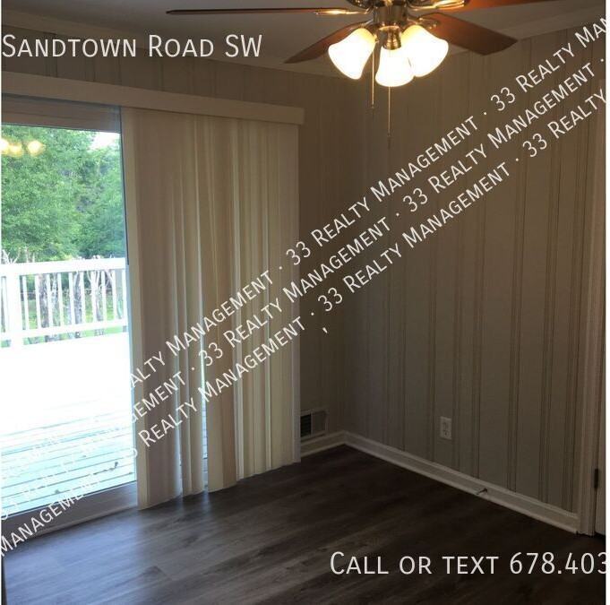 2333 Sandtown Rd Sw - Photo 7 of 19