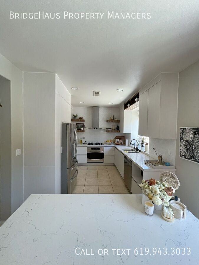 457 Avenida Antonio - Photo 6 of 20