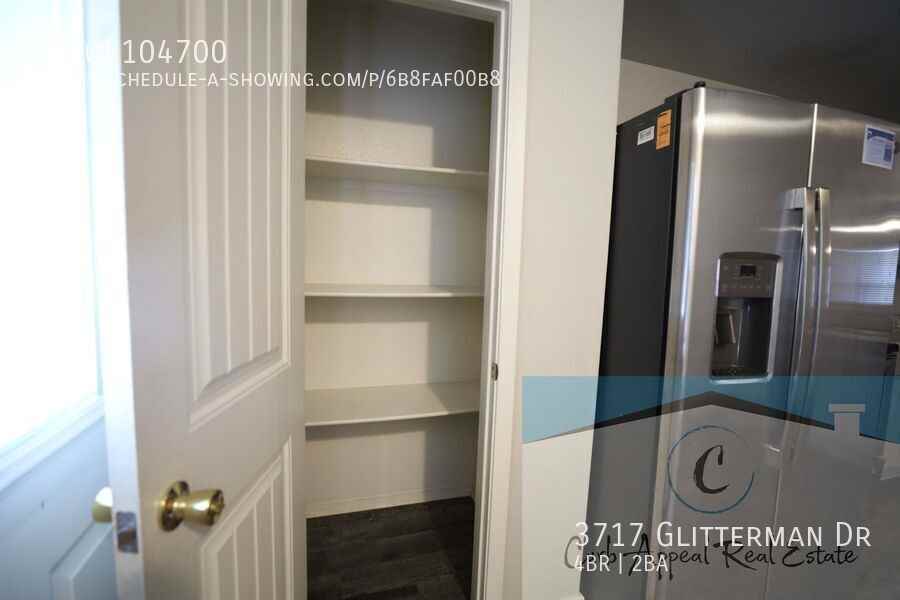 3717 Glitterman Dr - Photo 5 of 17