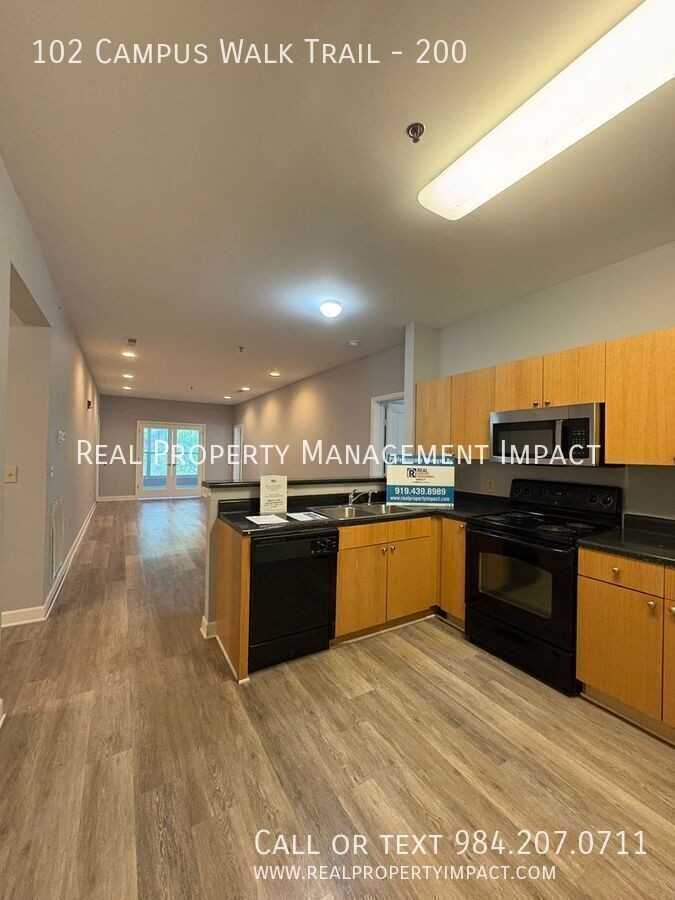 102 Campus Walk Trl #200 - Photo 3 of 42