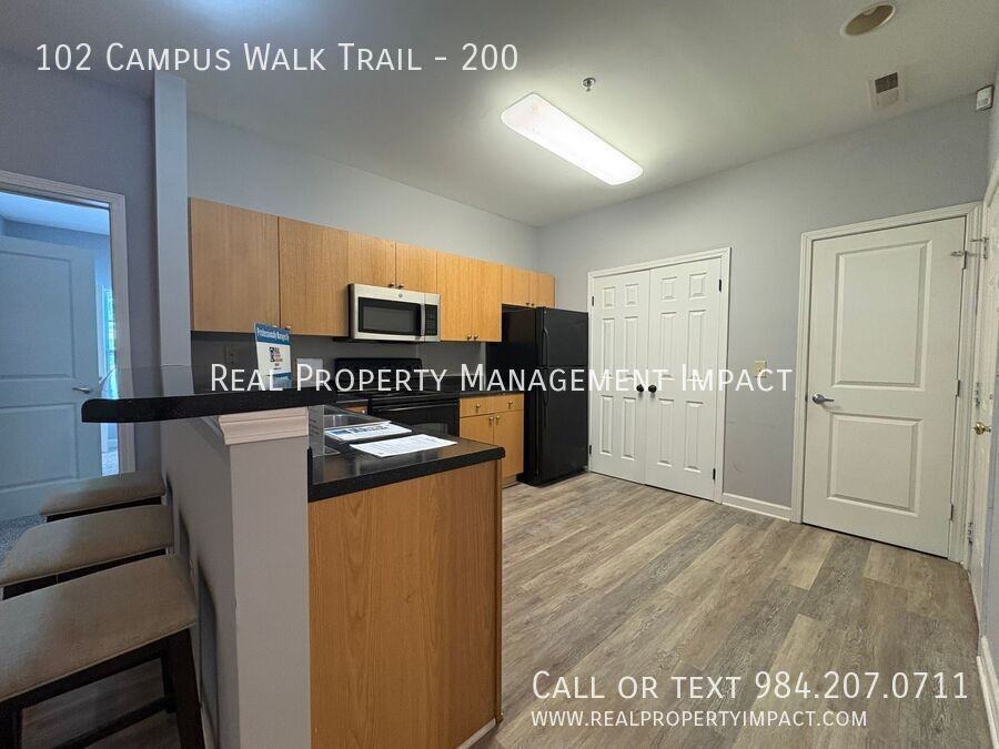 102 Campus Walk Trl #200 - Photo 7 of 42