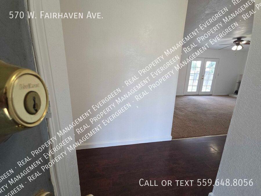 570 Fairhaven Ave - Photo 2 of 26