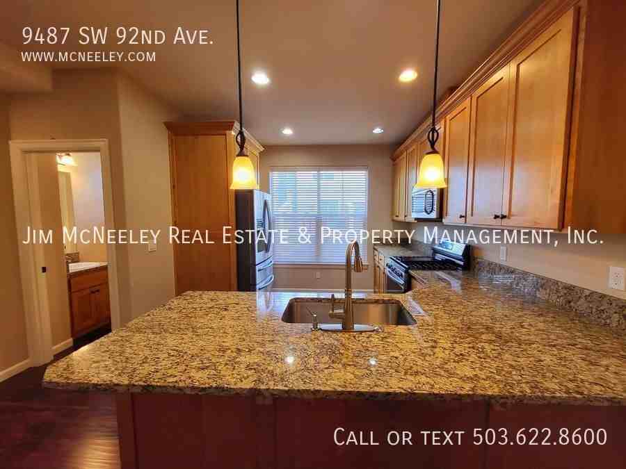 9487 Sw 92nd Ave - Photo 4 of 23