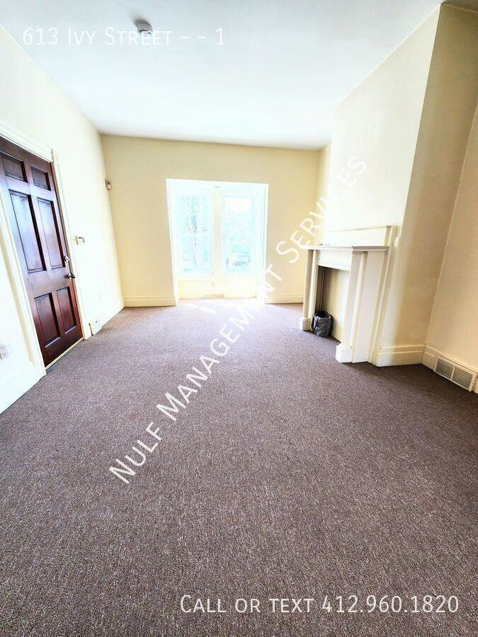 613 Ivy St #1 - Photo 3 of 6