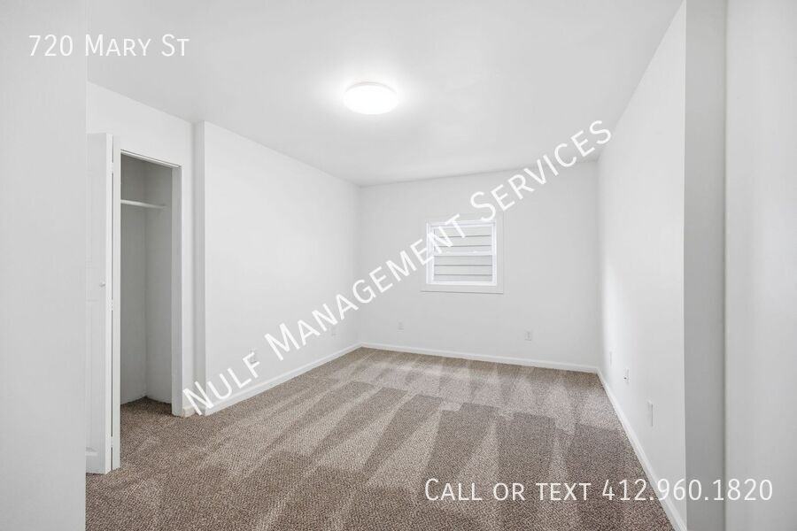 720 Mary St - Photo 7 of 11