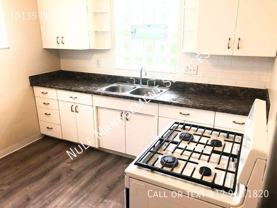 10135 Pearl Rd - Photo 1 of 1