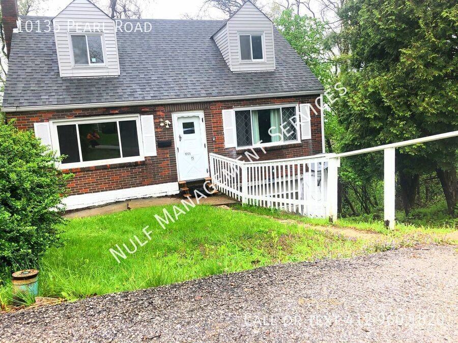 10135 Pearl Rd - Photo 2 of 8