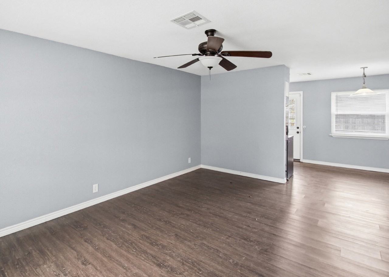309 Jeanette Dr - Photo 4 of 21