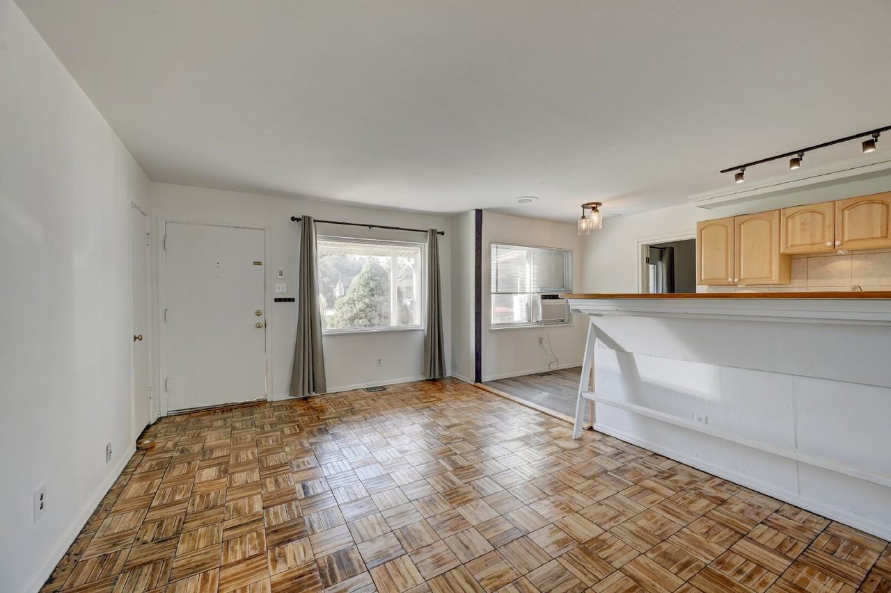 3032 S Flamingo Way - Photo 4 of 43