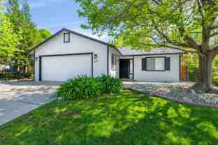 855 Montcrest Dr - Photo 1 of 1