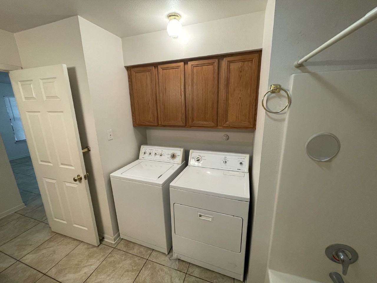 1324 W Goodwin St #D - Photo 7 of 18