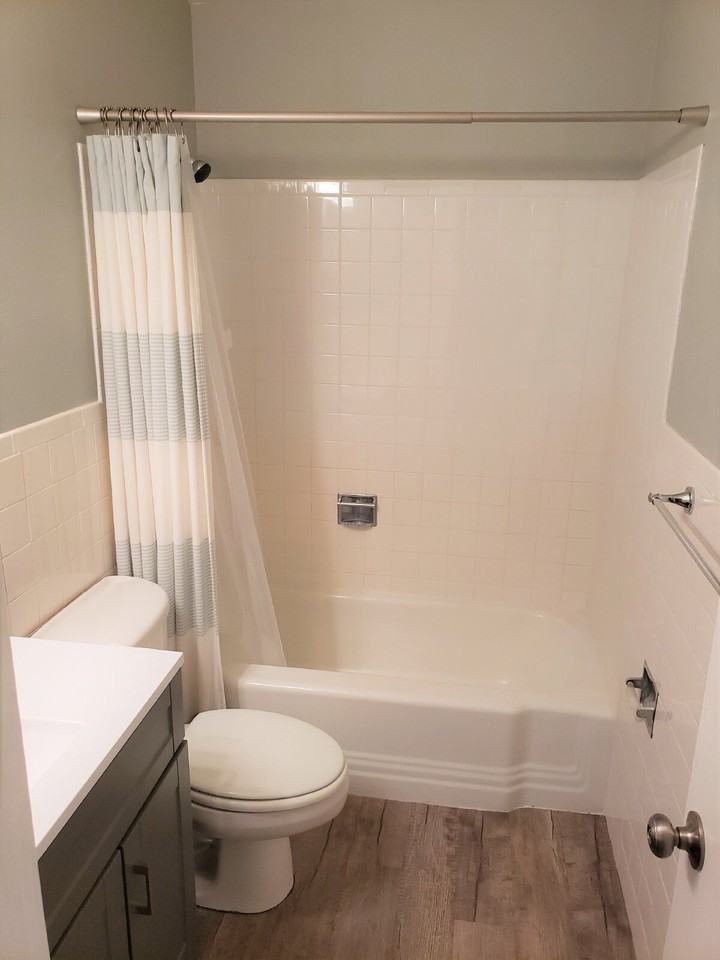 4906 6th St - Photo 4 of 14