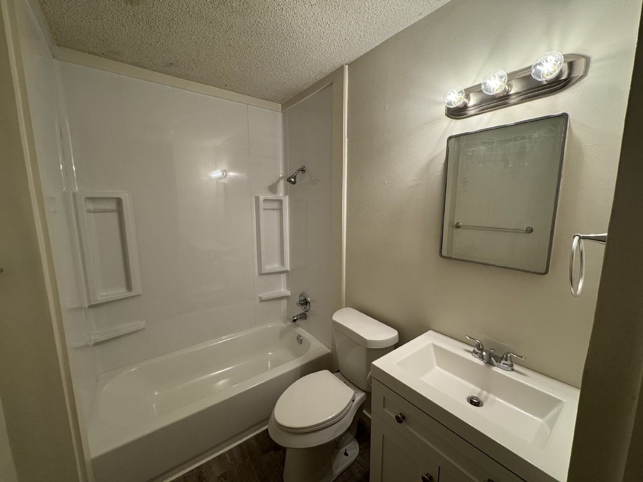 3709 23rd St - Photo 6 of 8