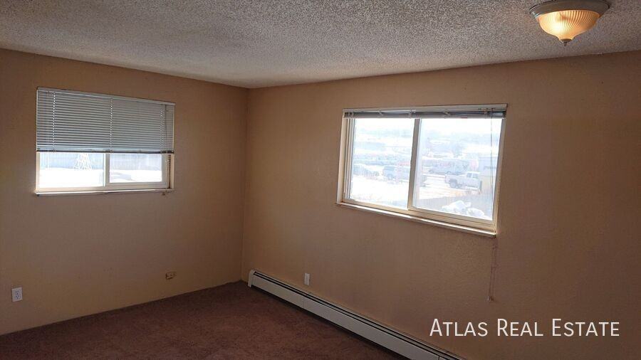 920 Bishop Ct #A - Photo 5 of 8