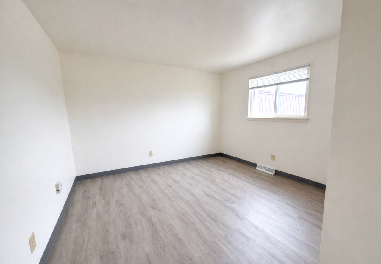 836 Lois Ct #836 - Photo 7 of 12