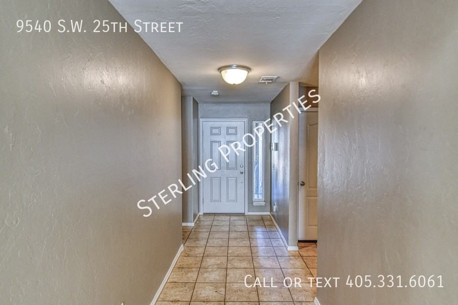 9540 Sw 25th St - Photo 4 of 43